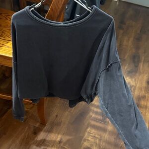 Double Zero Charcoal Gray Cropped Sweatshirt